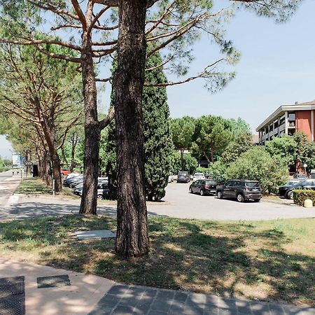 Appartamento Afrodite Desenzano del Garda Exterior foto